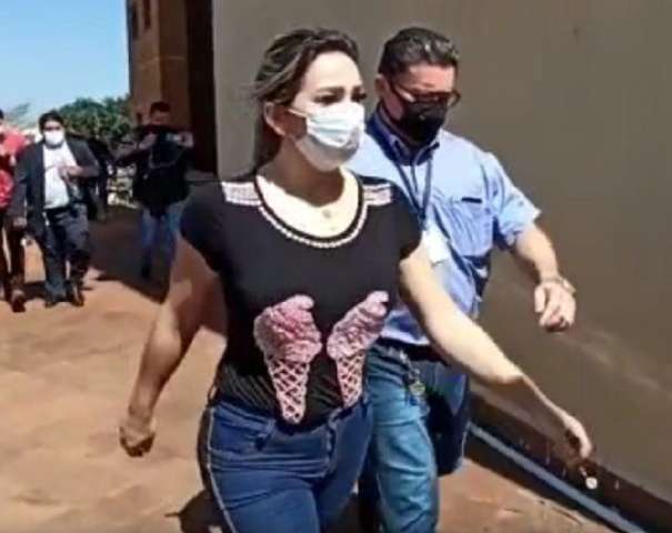 Obstetra paga fian&ccedil;a com caminh&atilde;o e &eacute; libertada da pris&atilde;o por morte de estudante