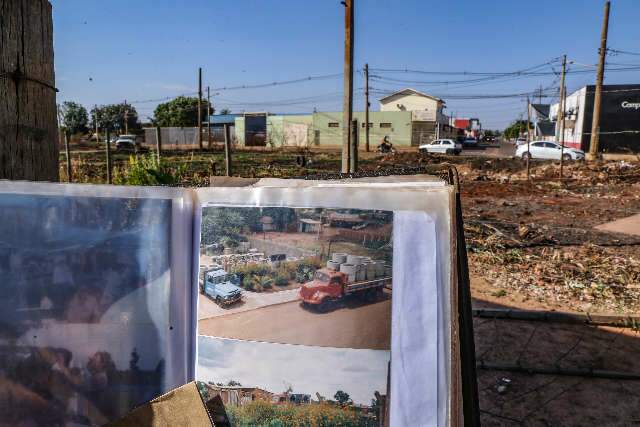 Bairro deixou de ser "patinho feio", mas rua continua congelada no tempo 