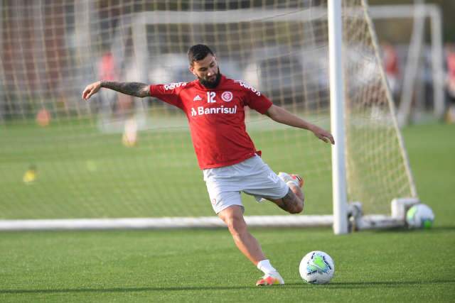 Brasileir&atilde;o ter&aacute; jogos com times de olho na lideran&ccedil;a do torneio