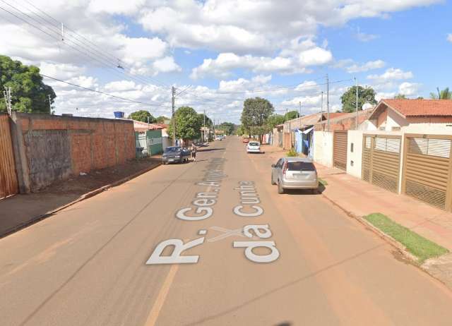 Ap&oacute;s acidente, motociclista diz que &eacute; de fac&ccedil;&atilde;o e agride motorista a socos
