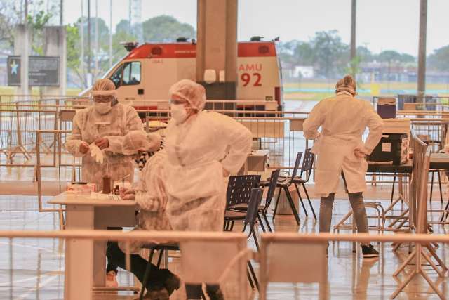 Com 8 mortes em 24h, n&uacute;mero de infectados pela covid-19 passa de 30 mil 