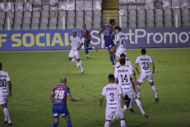 Santos e Fortaleza empatam e caem na tabela de classifica&ccedil;&atilde;o do Brasileir&atilde;o