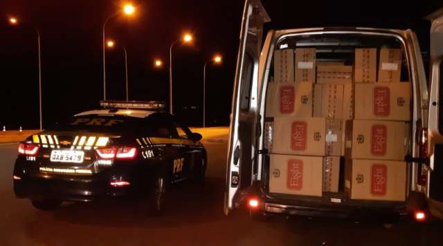 Contrabandista &eacute; preso com 60 mil ma&ccedil;os de cigarros na BR-163