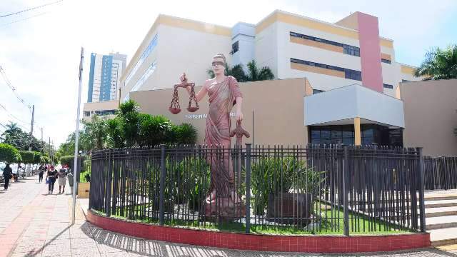 Justi&ccedil;a nega guarda de crian&ccedil;a a pai preso por roubo