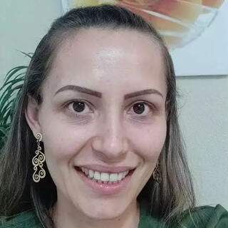 Doutora e mestre, Paula Saldanha é nutricionista que tem como parceira a farmácia de manipulação Orgânica. (Foto: Arquivo Pessoal)
