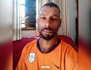 Desaparecido h&aacute; quatro dias, homem &eacute; encontrado morto em pra&ccedil;a