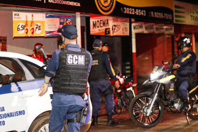 Prefeitura mant&eacute;m toque de recolher por mais 15 dias, mas em novo hor&aacute;rio