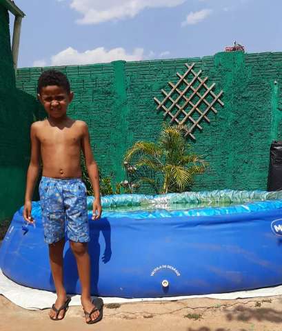 Na cidade mais quente de MS, 50&ordm;C &ldquo;ferve&rdquo; at&eacute; &aacute;gua de piscina 