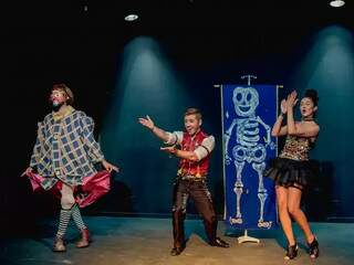 Em Campo Grande, grupo de teatro realiza apresentação “O Grandioso Mini Cirquim”, no ano passado (Foto: Vaca Azul)