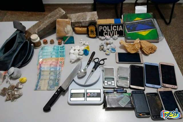 Pol&iacute;cia prende seis pessoas e apreende adolescente com maconha e coca&iacute;na