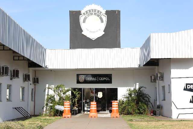 Foragido por roubo, serralheiro &eacute; preso com habilita&ccedil;&atilde;o falsa em motel