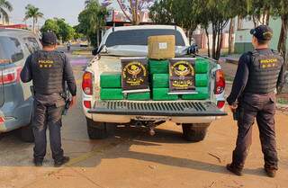 Adolescente &eacute; apreendido com caminhonete carregada de maconha em persegui&ccedil;&atilde;o 