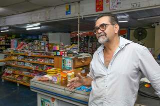 Sem descansar com furtos, dono precisou dormir em mercado para espantar ladr&otilde;es