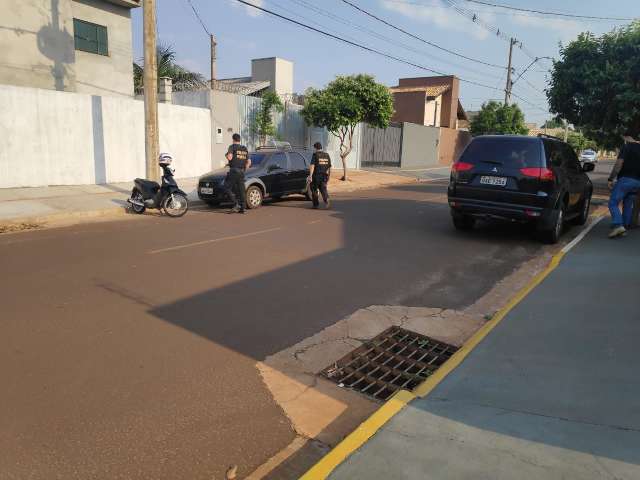 PF faz buscas em endere&ccedil;o ligado a carregamento de 11 toneladas de maconha