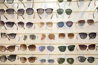 São centenas de opções para você renovar o óculos de grau. (Foto: Kísie Ainoã)