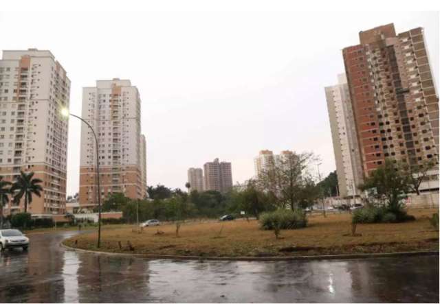 Em poucos minutos, chuva derruba temperatura em 11&deg;C e triplica a umidade