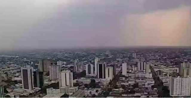 Imagens mostram evolu&ccedil;&atilde;o do temporal que amenizou a seca em Campo Grande