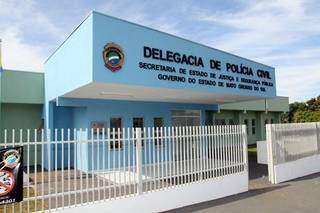 Jovem &eacute; presa ap&oacute;s esfaquear o marido no peito durante briga