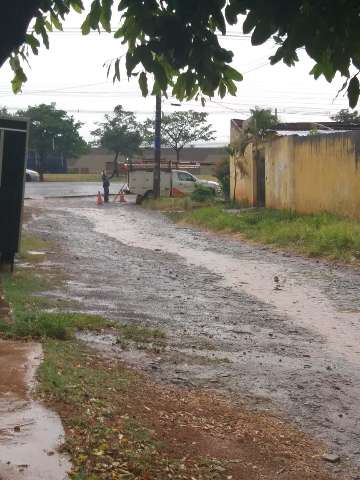 Interrup&ccedil;&atilde;o e oscila&ccedil;&atilde;o de energia atingiram bairros em toda Campo Grande