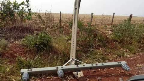 Temporal também derrubou postes na zona rural de Campo Grande