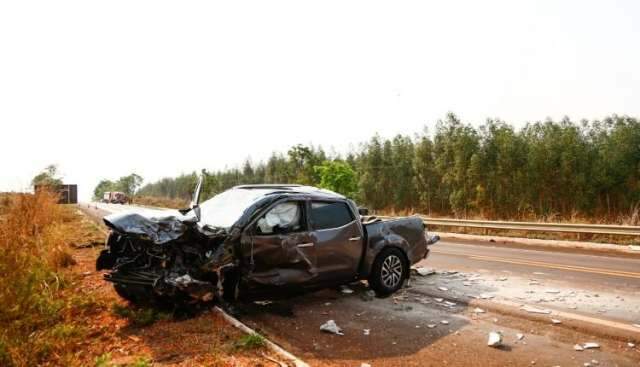 Caminhonete Invadiu Contram O E Causou Acidente Duas Mortes Na Br