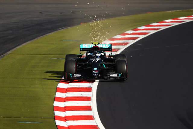 Valteri Bottas faz melhor tempo e larga na frente do GP do Eifel de F&oacute;rmula 1