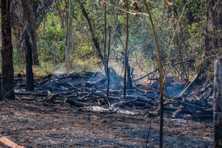 &quot;Sempre colocam fogo&quot;, diz moradora sobre inc&ecirc;ndio no Rita Vieira