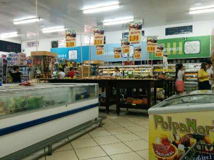 Sem acordo, supermercados de 50 municípios estão proibidos de funcionar amanhã