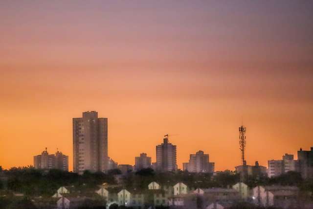 Domingo ser&aacute; de alta temperatura e sem previs&atilde;o de chuva em Campo Grande