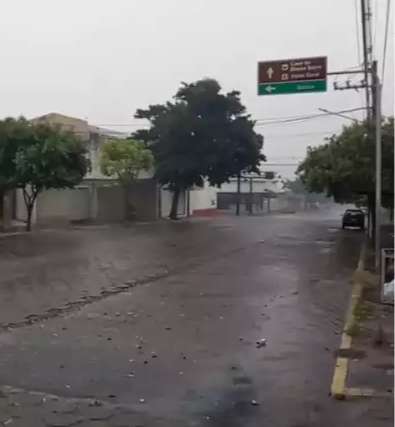 Corumb&aacute; amanhece encoberta por fuma&ccedil;a, mas chuva traz al&iacute;vio no feriado