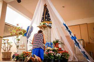 Esperança, flores e graças marcam celebração a Nossa Senhora Aparecida Esperança, flores e graças marcam celebração a Nossa Senhora Aparecida
