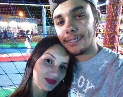 Casal de 23 anos morreu em carro esmagado por carreta e crian&ccedil;a sobreviveu