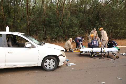 Morre no hospital motociclista reanimado por 40 minutos após colisão com carro