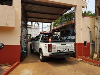 Rixa entre fac&ccedil;&otilde;es deixa um ferido dentro de penitenci&aacute;ria na fronteira 