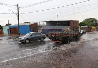 Cruzamento da Rua Jamil Basmage com a Avenida Marques de Herval. (Foto: Paulo Francis)