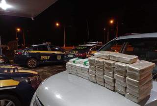 Morador da fronteira &eacute; preso com 51 quilos de coca&iacute;na no painel de carro