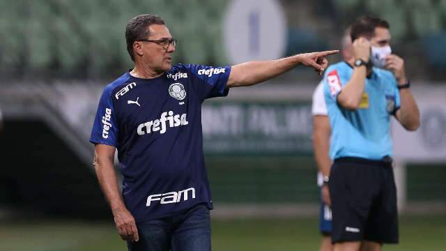 Luxemburgo &eacute; demitido do Palmeiras ap&oacute;s 3 derrotas e encerra 5&ordf; passagem