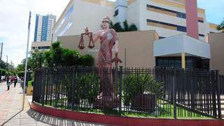 Professor com c&acirc;ncer de pr&oacute;stata consegue isen&ccedil;&atilde;o do imposto de renda 
