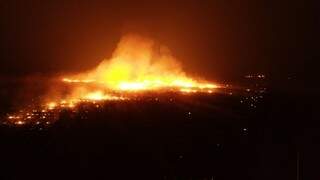 Incêndio tomou grandes proporções em fazenda. (Foto: Divulgação/PMA)