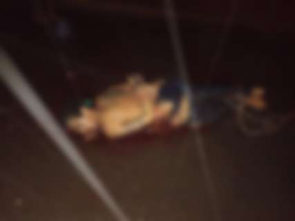 Corpo &eacute; encontrado com m&atilde;os e p&eacute;s amarrados, crivado de balas