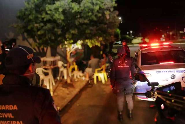 “Provável que não vá renovar”, diz secretário sobre toque de recolher
