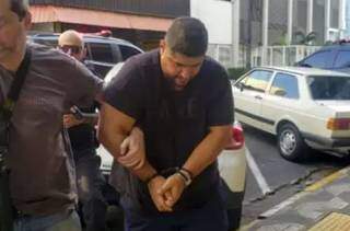 André do Rap durante prisão em 2019, acusado de administrar a exportação de drogas do PCC para a Europa. (Foto: O Globo)