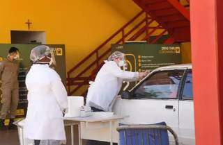 Testagem de covid-19 no Corpo de Bombeiros, em Campo Grande (Foto/Arquivo: Paulo Francis)