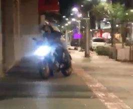 Vídeo: mulher é agarrada e colocada à força em moto na 14 de Julho 