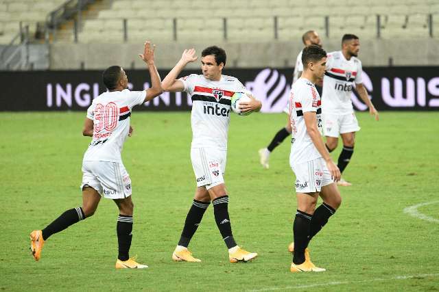 Com 4 jogos no s&aacute;bado, Brasileir&atilde;o vai ter duelo entre gigantes 