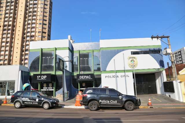 Acidente entre carro e caminhonete mata jovem na BR-262