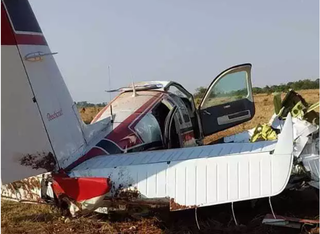 No dia 30 de setembro, aeronave caiu na zona rural de Camapuã. (Foto: Direto das Ruas)