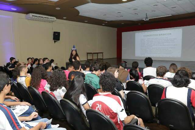 Prefeitura autoriza aulas presenciais de cursinho pr&eacute;-vestibular