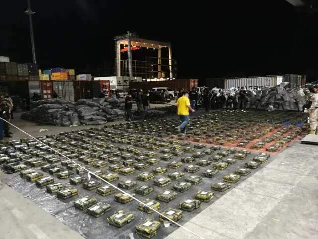Paraguai faz maior apreens&atilde;o de coca&iacute;na da hist&oacute;ria do pa&iacute;s: 2,3 mil quilos