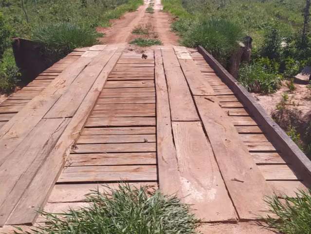 Homem &eacute; multado por construir ponte ilegal e degradar C&oacute;rrego Rio Branco